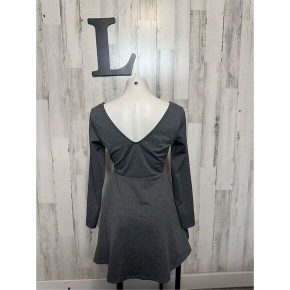 H&M gray flare dress - Picture 2 of 5